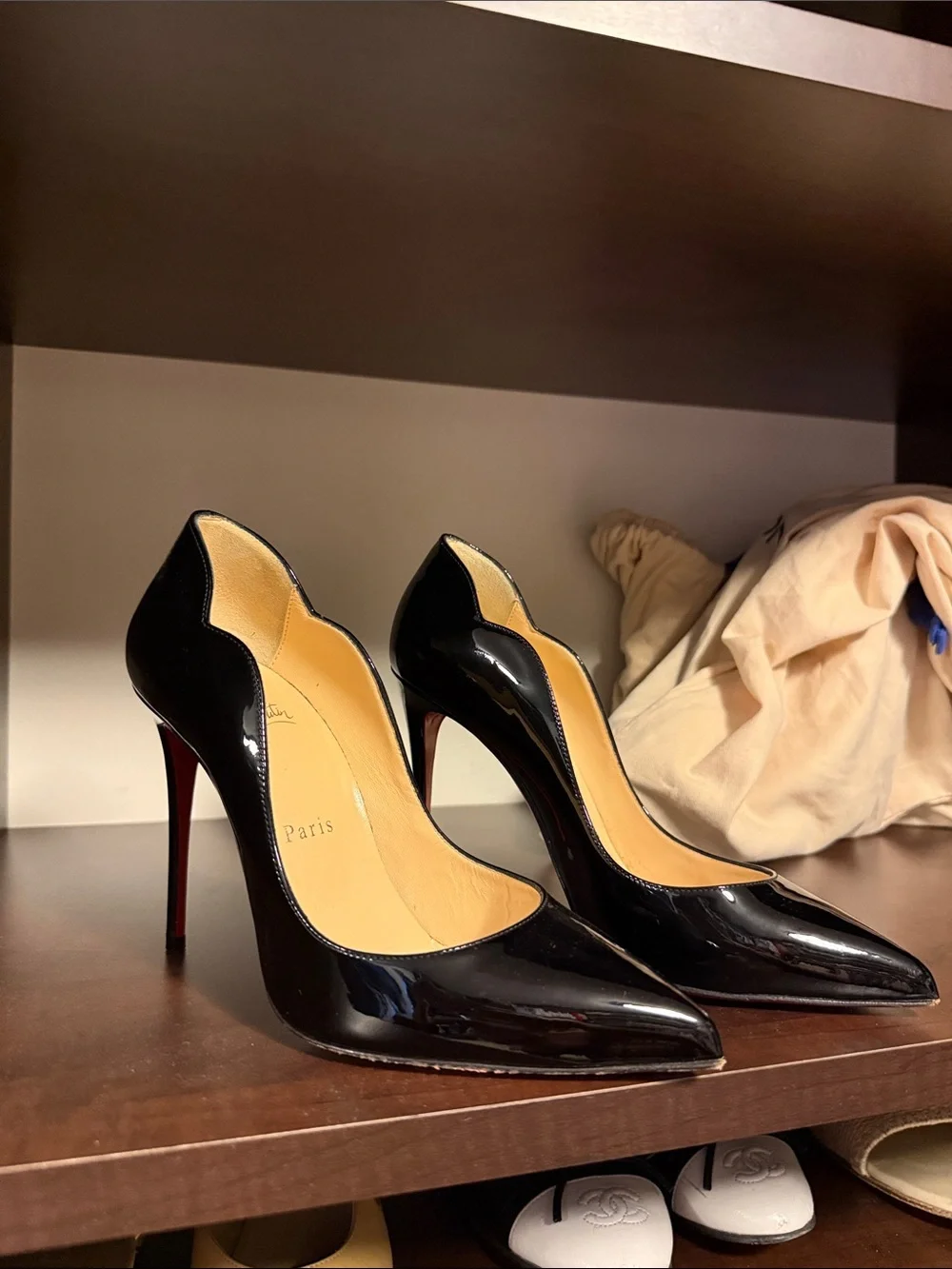Christian Louboutin Black Patent Leather Scalloped Pointed-Toe Stilettos